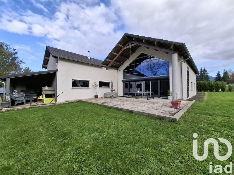 Maison de maîtres - 220 m² - 6 pièces