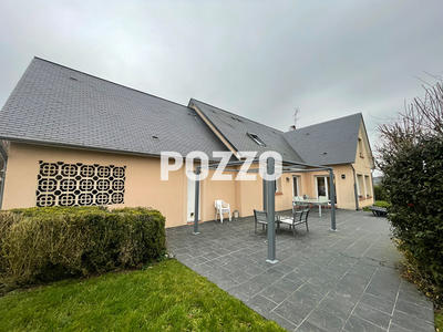 Maison - 218 m² - 7 pièces