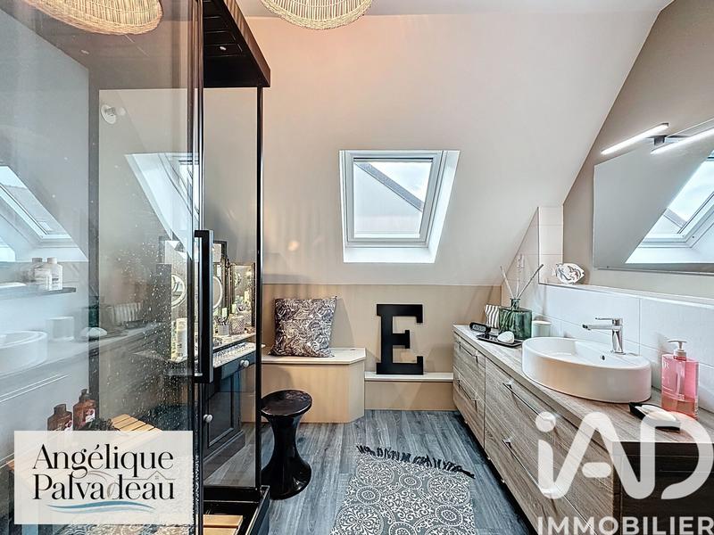 Maison de ville - 136 m² - 5 pièces