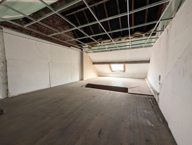 Maison - 97 m² - 5 pièces