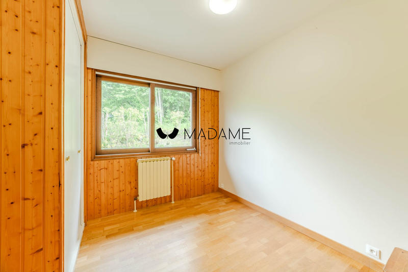 Maison - 200 m² - 8 pièces