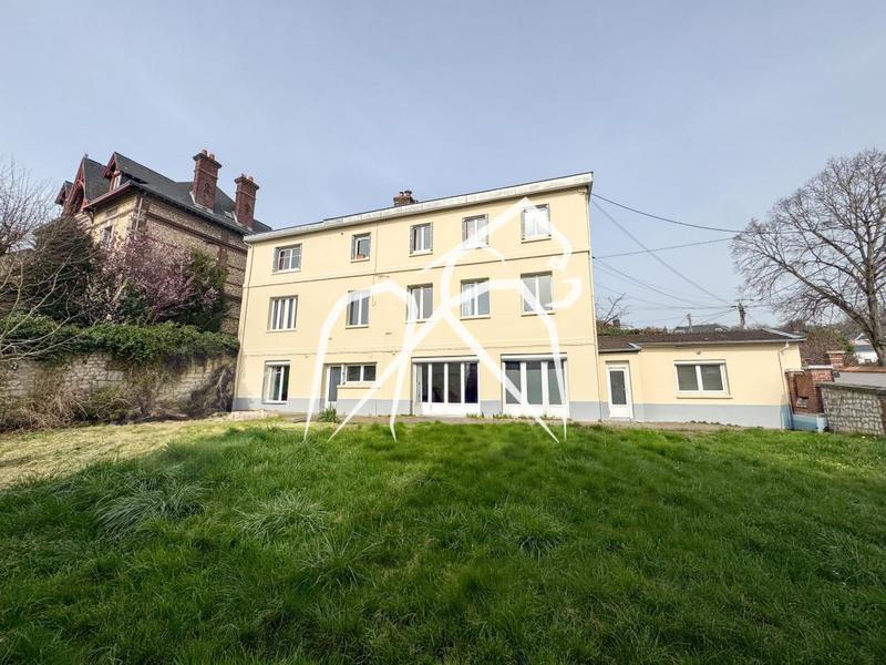 Appartement ancien - 85 m² - 4 pièces