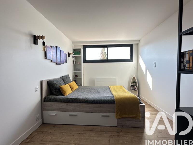 Maison de ville - 200 m² - 8 pièces