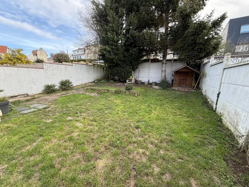 Maison - 133 m² - 6 pièces