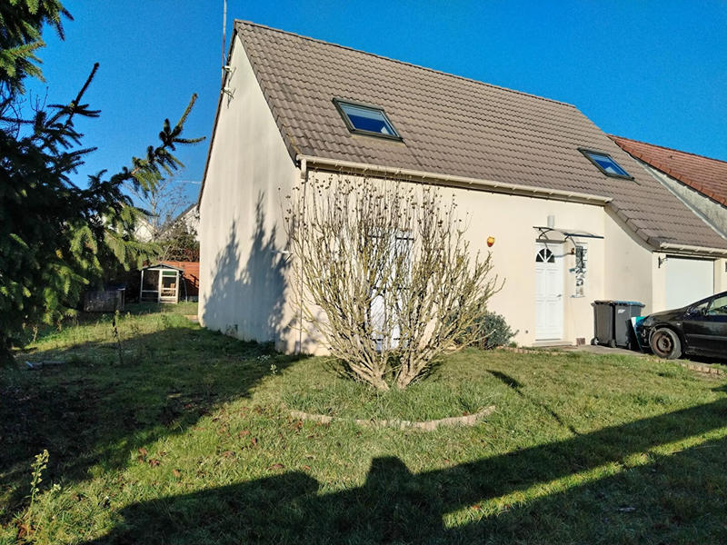 Maison - 104 m² - 5 pièces
