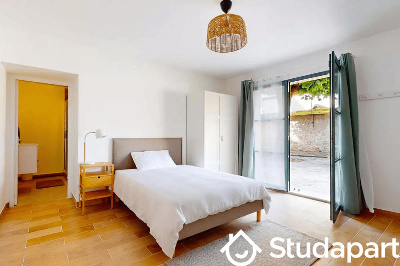 Maison - 500 m² - 22 pièces