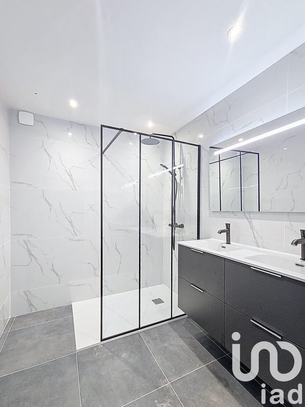 Appartement - 81 m² - 3 pièces