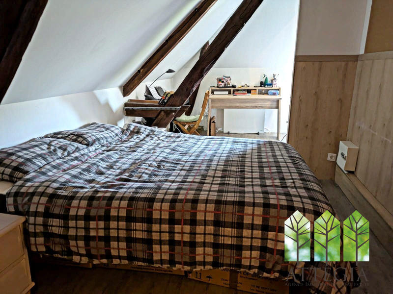 Maison - 90 m² - 4 pièces