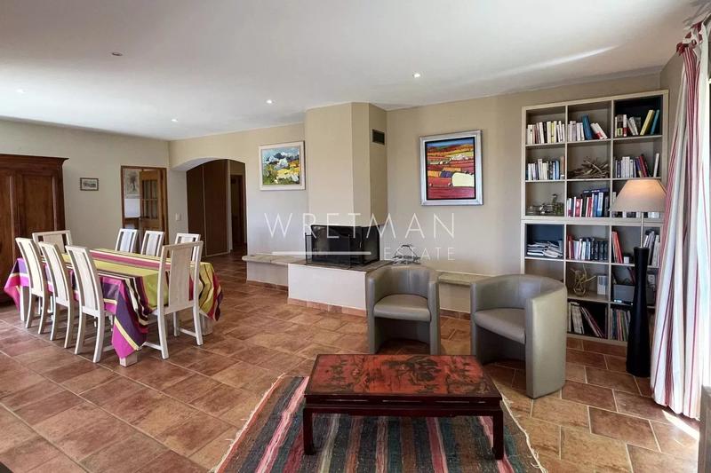 Villa - 210 m² - 7 pièces