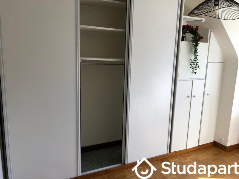 Chambre - 13 m² - 1 pièce