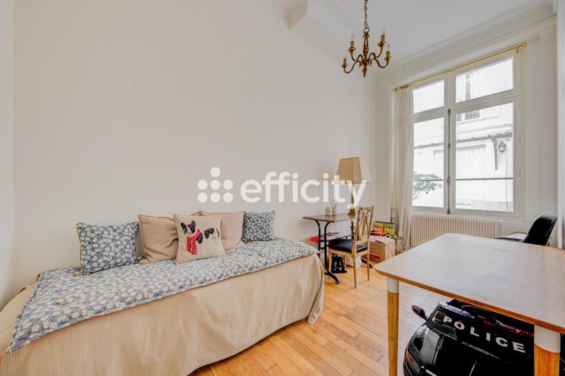 Appartement - 123 m² - 5 pièces