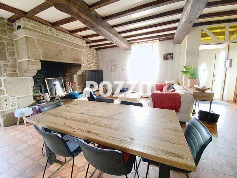 Maison - 199 m² - 7 pièces