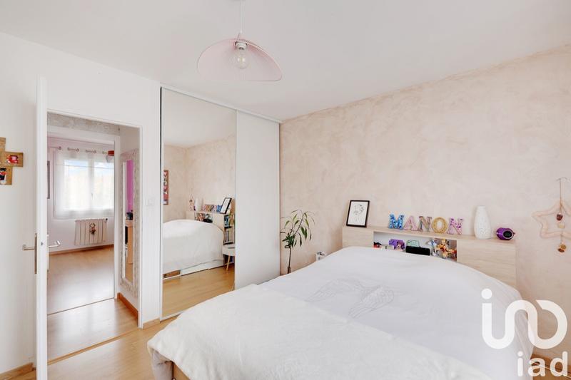 Maison - 187 m² - 8 pièces