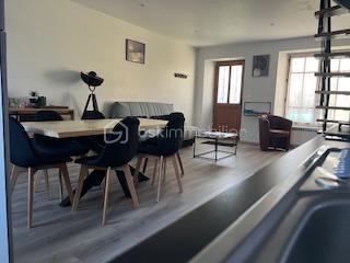 Château - 56 m² - 2 pièces