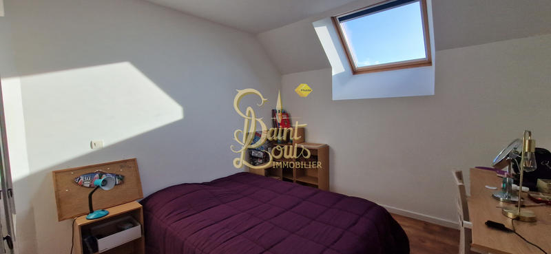 Maison - 270 m² - 10 pièces