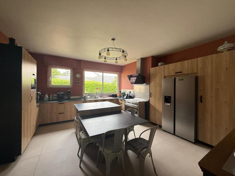 Maison - 192 m² - 5 pièces