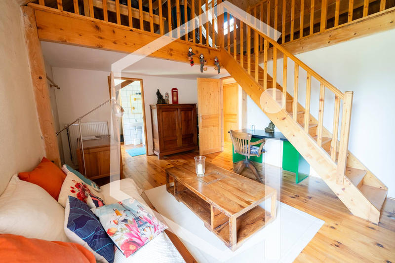 Propriété - 458 m² - 13 pièces