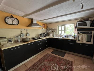 Villa - 200 m² - 8 pièces