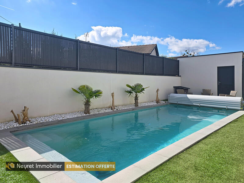 Maison - 150 m² - 5 pièces