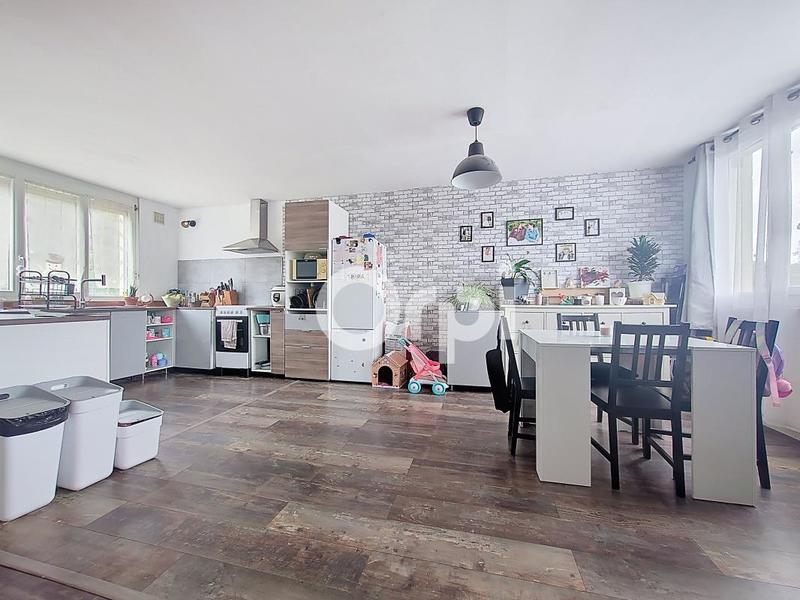 Maison - 85 m² - 4 pièces