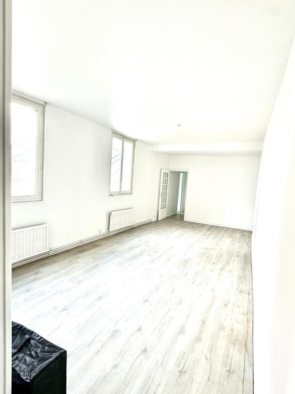 Appartement - 82 m² - 4 pièces
