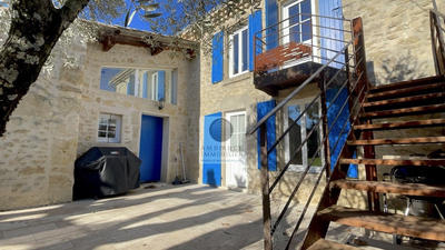 Maison - 236 m² - 7 pièces