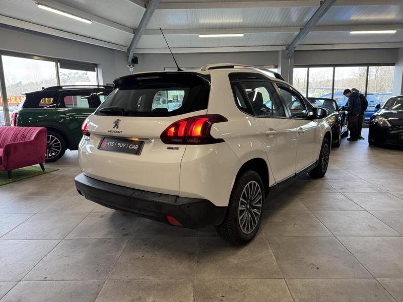 Peugeot 2008 1.2i Pt - 110 Style Phase 2 / Garantie 12 Mois