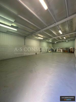 Entrepôt - 160 m²