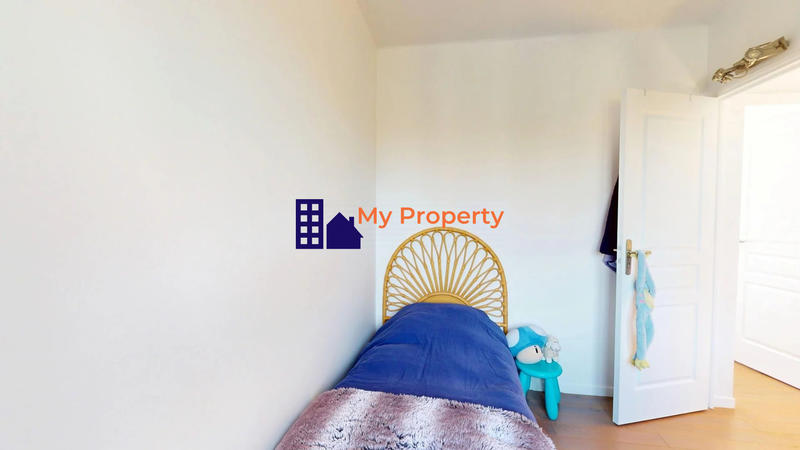 Maison - 96 m² - 5 pièces