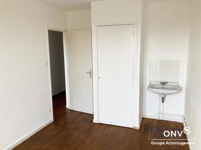 Appartement - 93 m² - 5 pièces