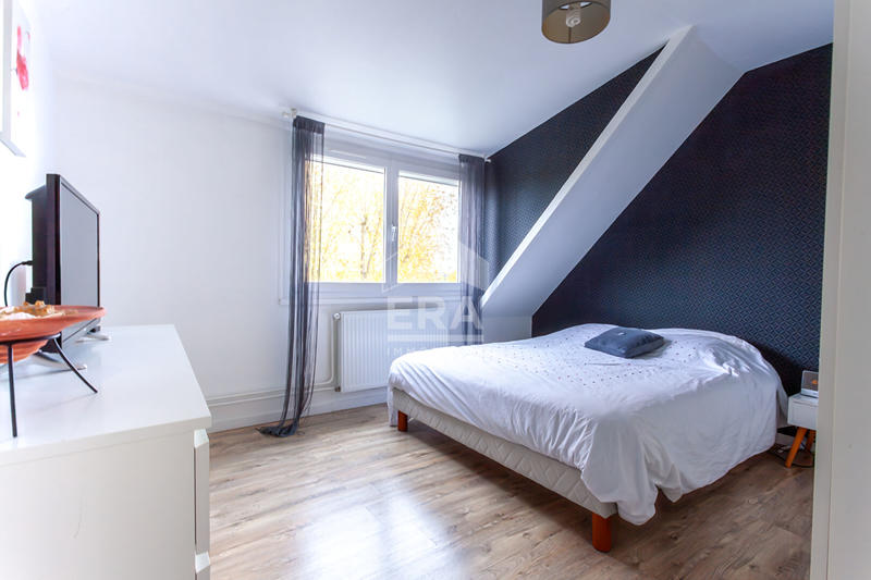 Maison - 123 m² - 7 pièces