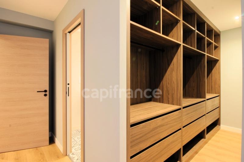 Appartement - 140 m² - 5 pièces