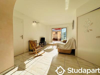 Chambre - 16 m² - 1 pièce