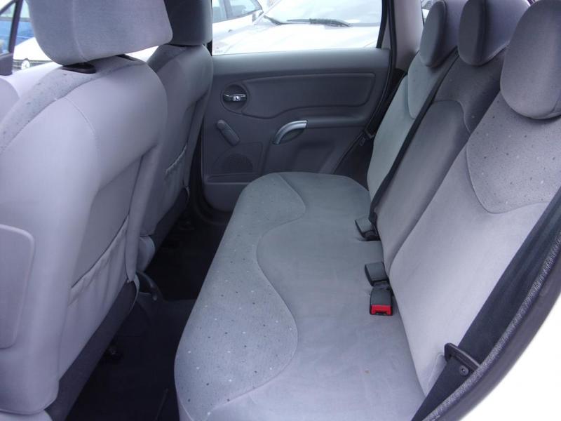 Citroën C3 1,4 Hdi 70cv Pack Ambiance Boite Auto