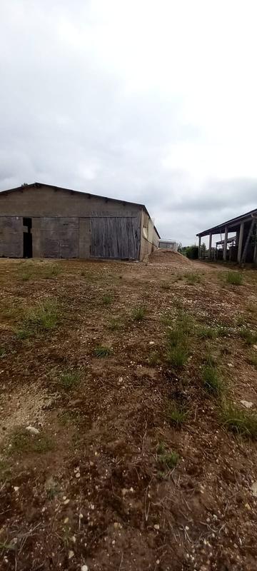 Maison ancienne - 450 m² - 1 pièce