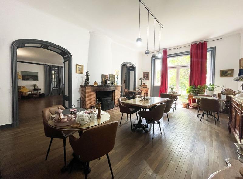 Château - 700 m² - 22 pièces