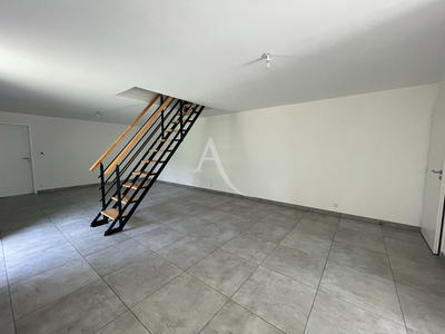 Maison - 112 m² - 4 pièces