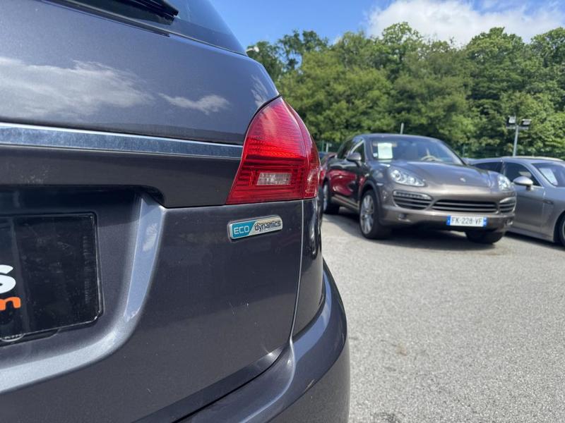 Kia Venga (2) 1.4 Essence 90 Isg Style