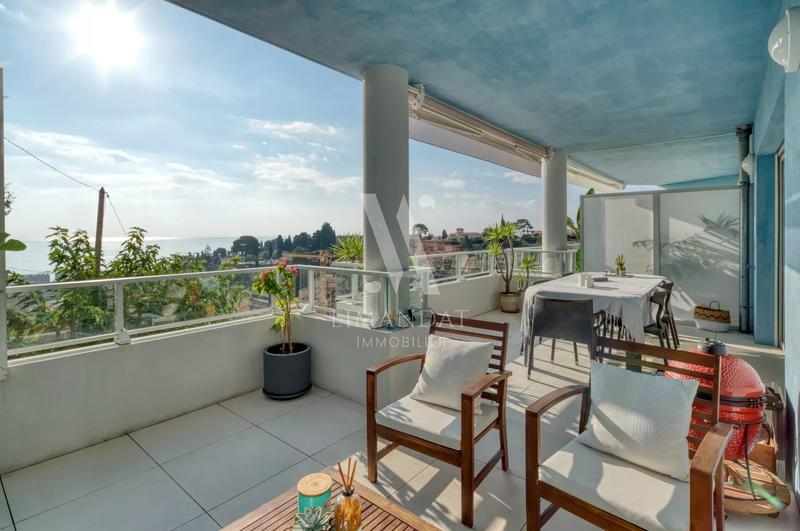 Appartement - 92 m² - 3 pièces