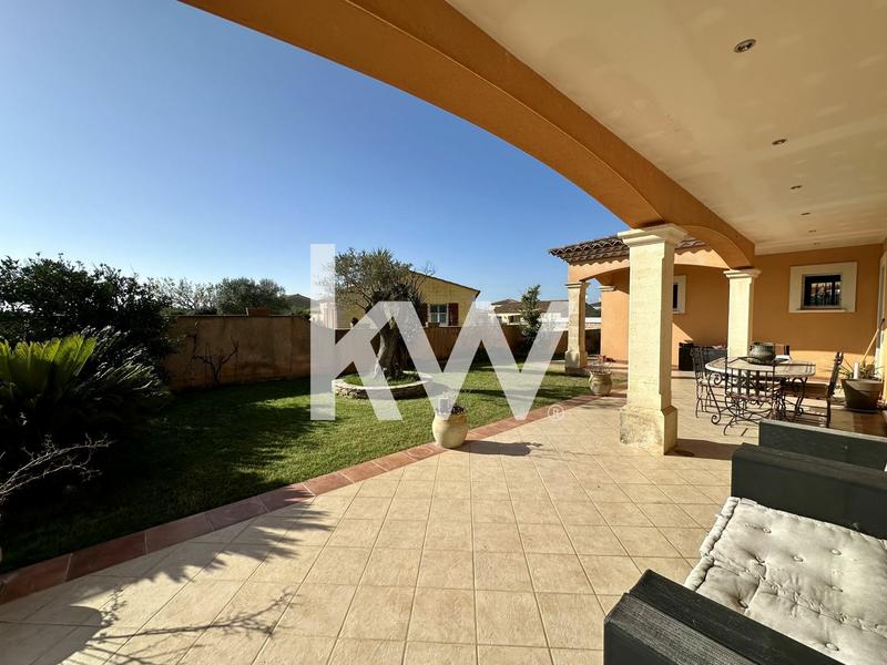 Maison - 176 m² - 7 pièces