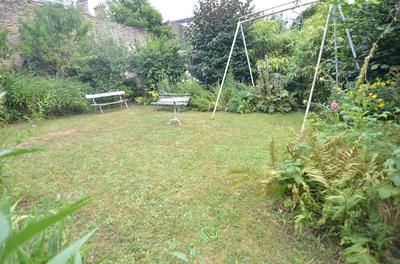 Maison - 324 m² - 8 pièces