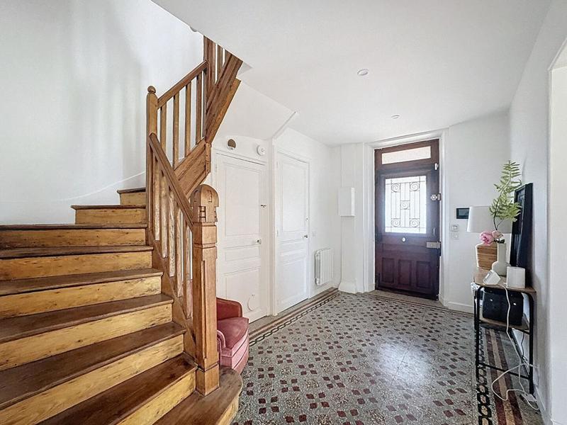 Maison - 144 m² - 6 pièces