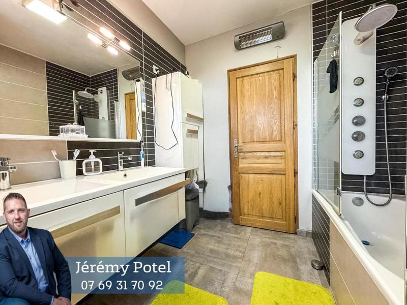 Longère - 133 m² - 7 pièces