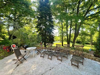 Maison - 282 m² - 9 pièces