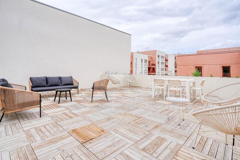 Chambre - 9 m² - 1 pièce