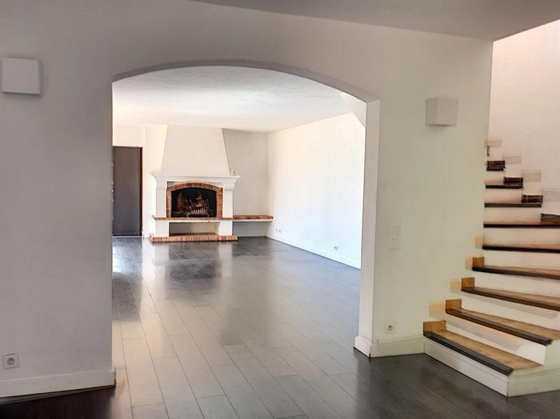 Villa - 209 m² - 5 pièces