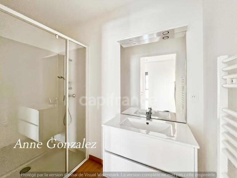 Appartement - 92 m² - 4 pièces