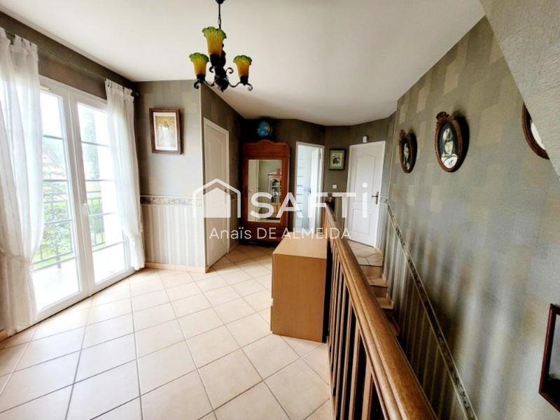 Maison - 170 m² - 7 pièces