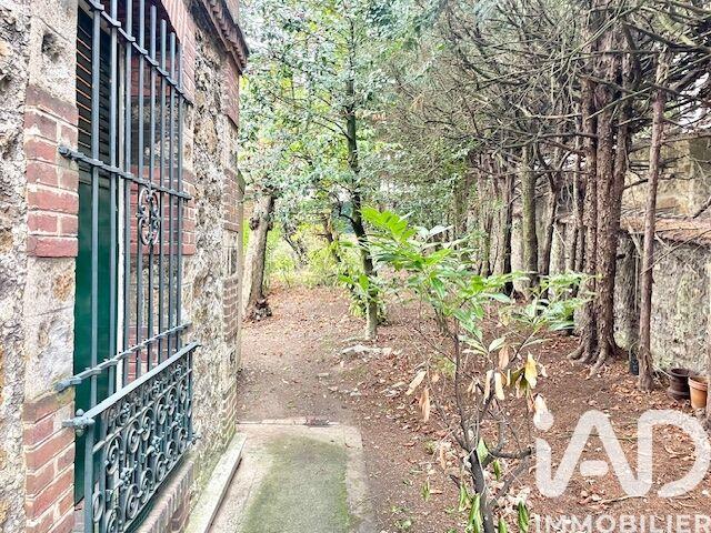 Maison - 288 m² - 12 pièces