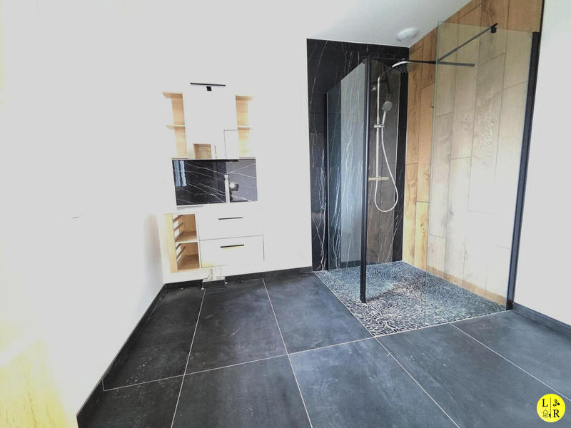 Maison - 143 m² - 5 pièces